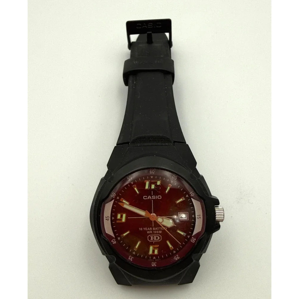 Vintage Casio Quartz HD MW-600 2719 Red Dial Black Resin Factory Band GLOWS